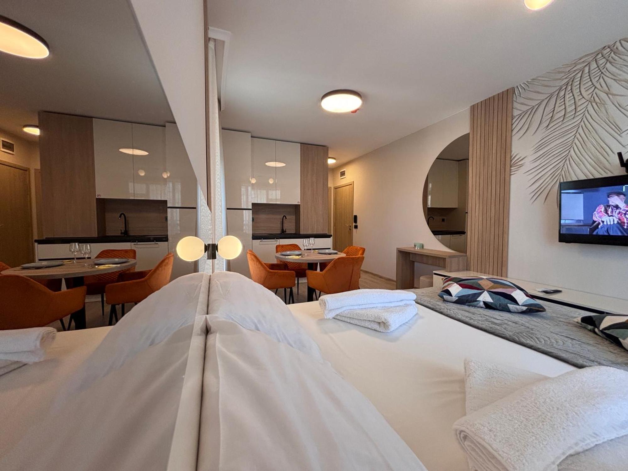 Sorrento - Menada Apartments Светий Влас Екстер'єр фото
